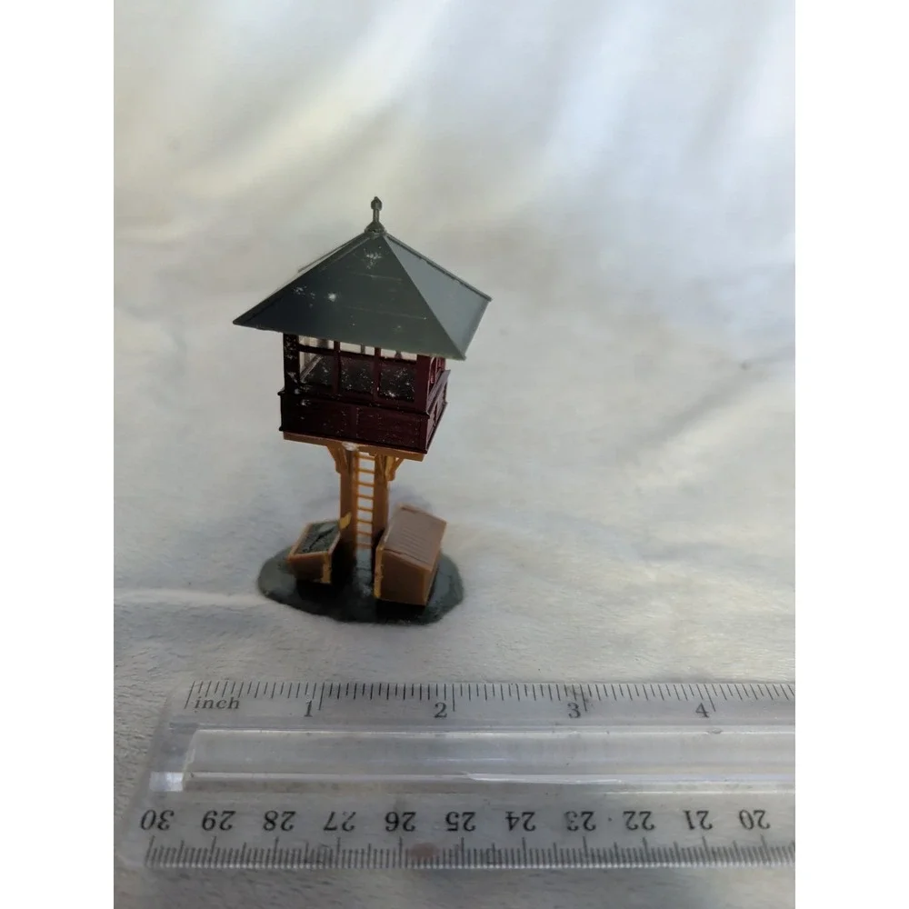 Vintage Built HO 1/87 Scale Trackside  Tower  Building For Train Layout